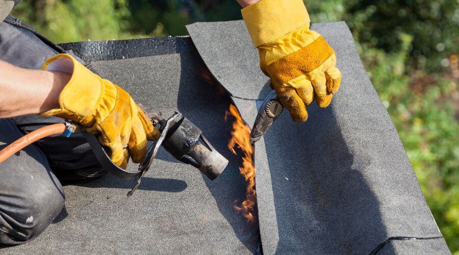 Expert Emergency Roof Repairs services in Port Jefferson, NY